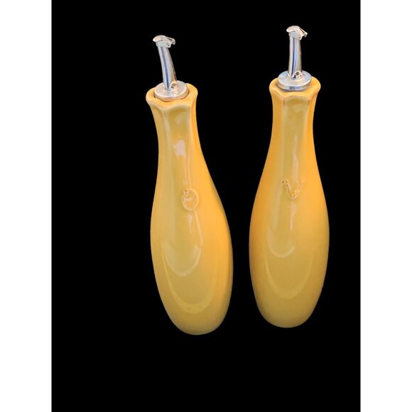 BELAVERRA VENETIAN Saffron Yellow Oil & Vinegar Cruet Set 12" w Metal Tips - Picture 2 of 6